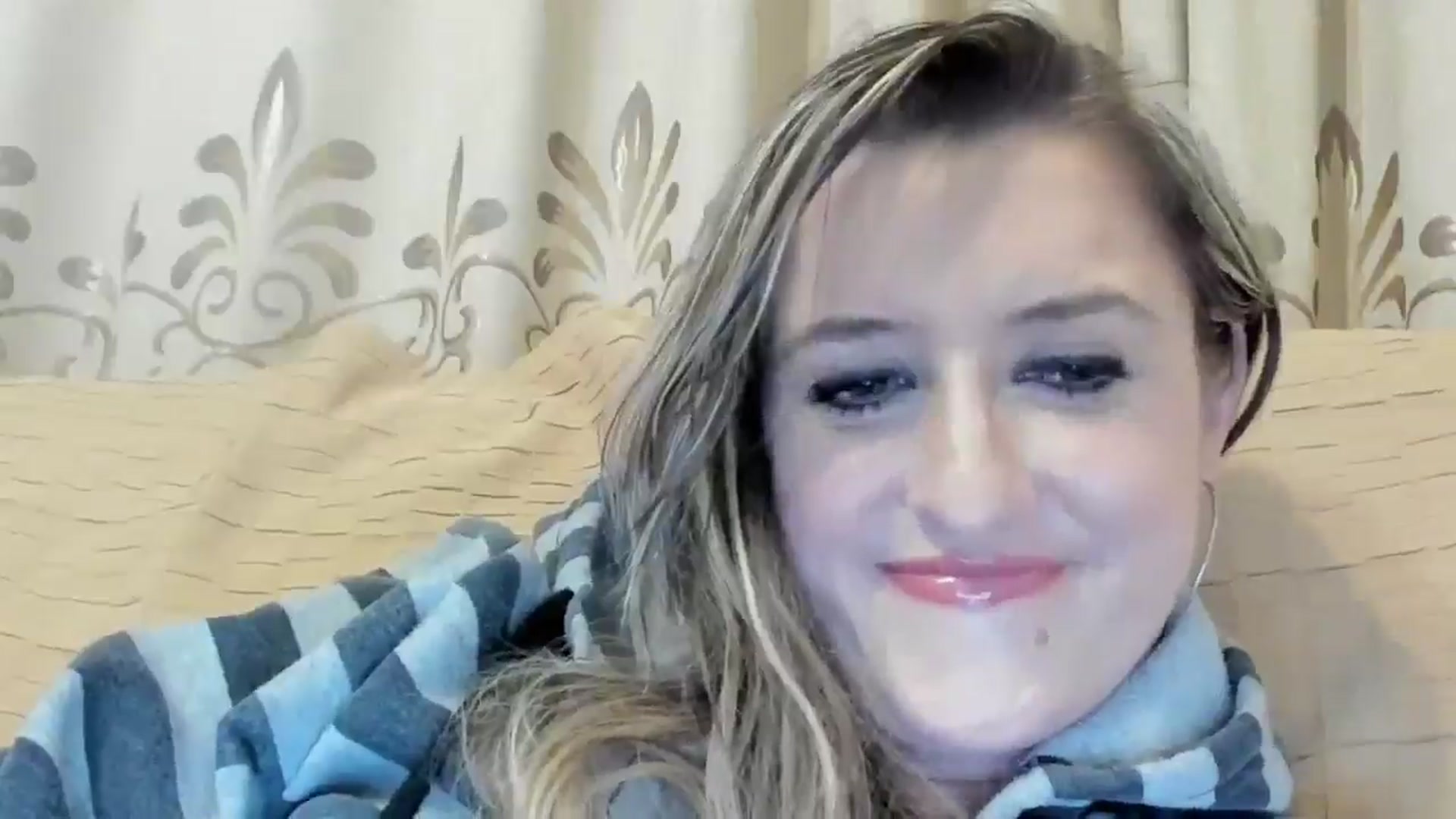 Gallery image thumbnail from BestDream's myfreecams stream on, 04/25/2024, 22:41 image 10 of 20