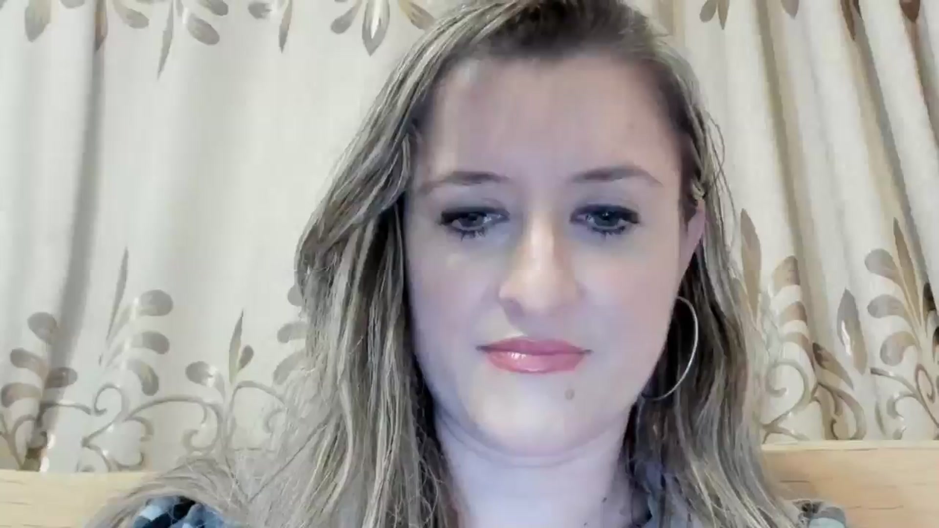 Gallery image thumbnail from BestDream's myfreecams stream on, 04/26/2024, 24:00 image 5 of 20