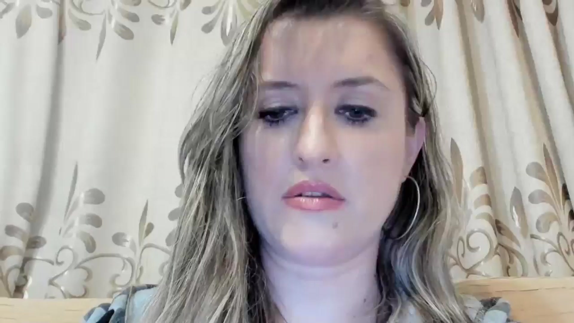 Gallery image thumbnail from BestDream's myfreecams stream on, 04/26/2024, 24:00 image 15 of 20