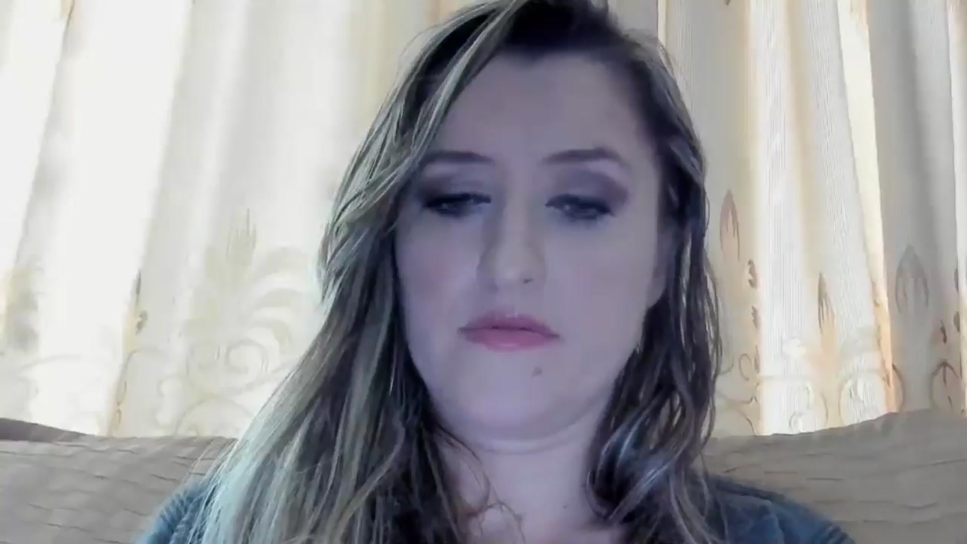 Gallery image thumbnail from BestDream's myfreecams stream on, 04/27/2024, 13:17 image 11 of 20