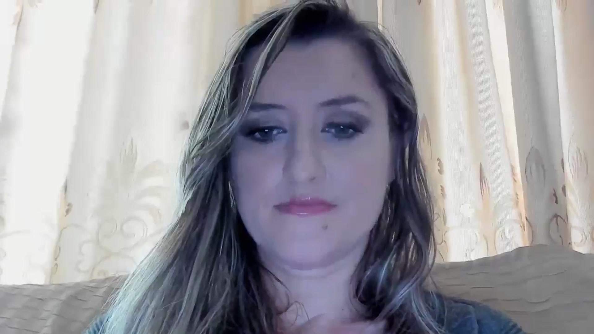 Gallery image thumbnail from BestDream's myfreecams stream on, 04/27/2024, 13:17 image 16 of 20