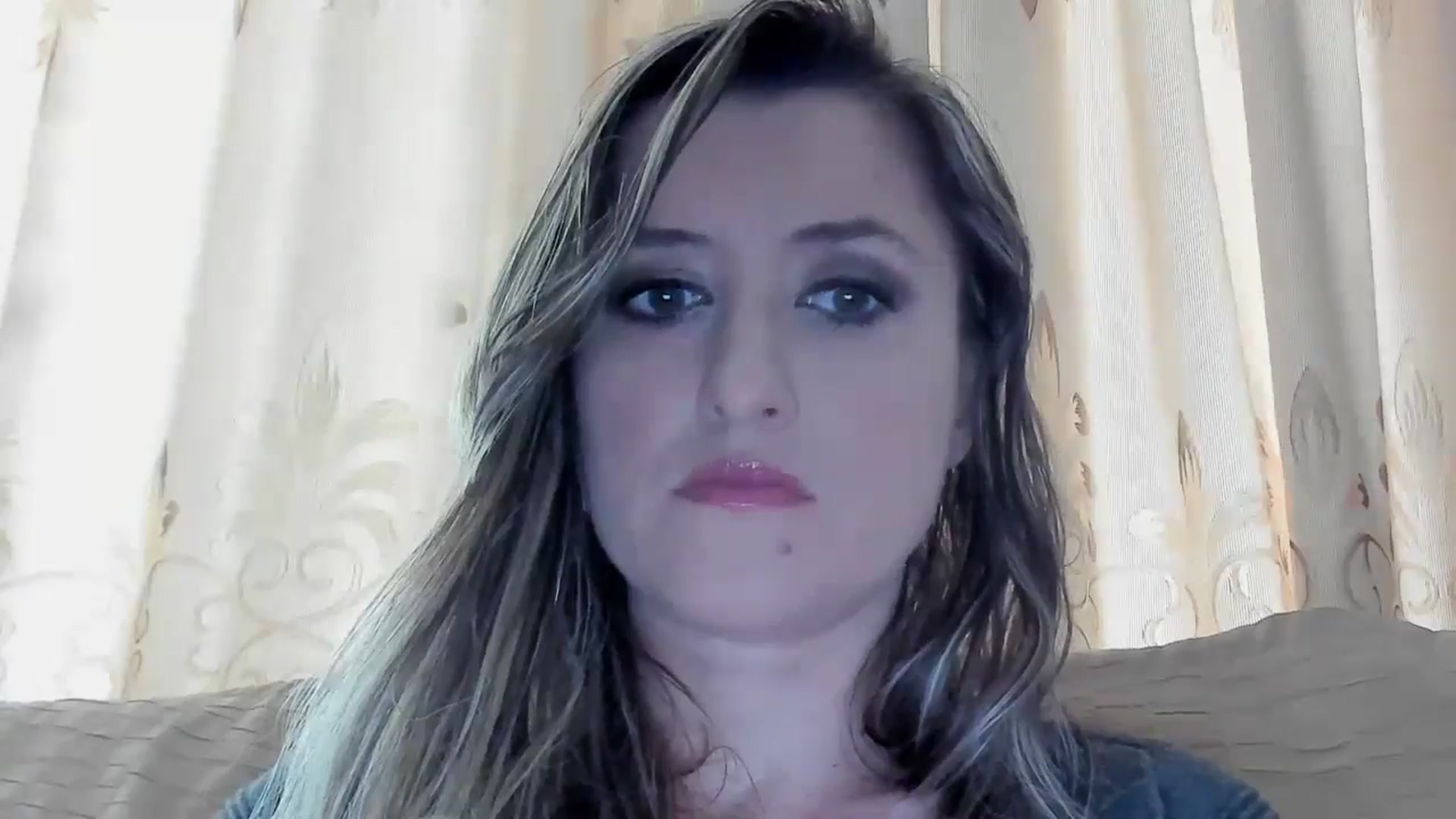 Gallery image thumbnail from BestDream's myfreecams stream on, 04/27/2024, 13:17 image 15 of 20