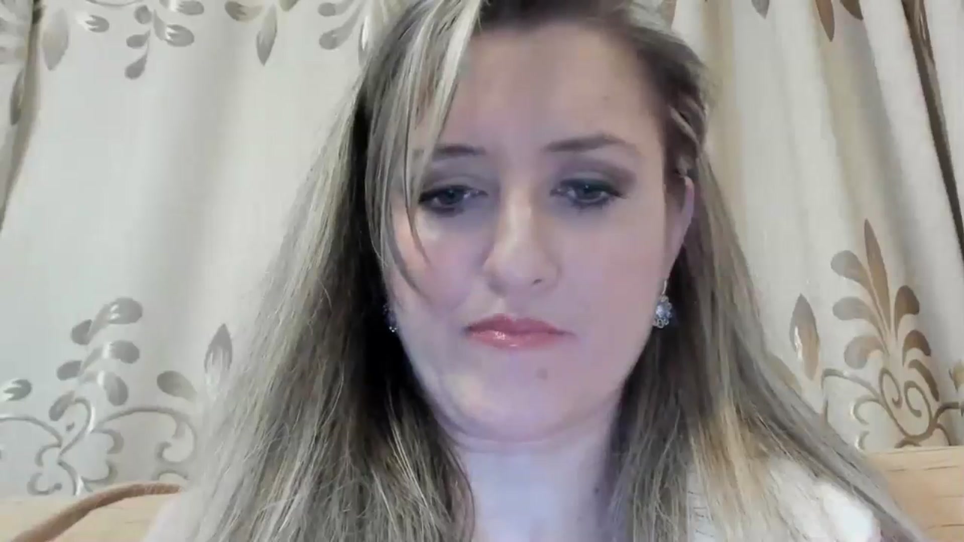 Gallery image thumbnail from BestDream's myfreecams stream on, 04/27/2024, 22:28 image 11 of 20