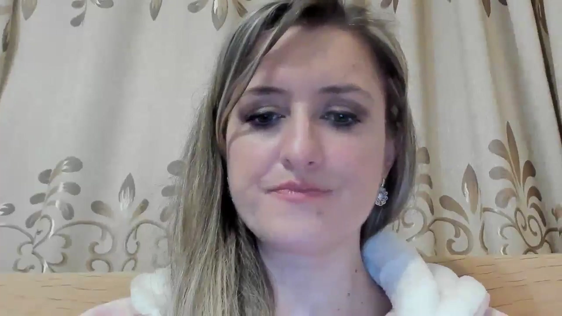 Gallery image thumbnail from BestDream's myfreecams stream on, 04/28/2024, 01:40 image 13 of 20
