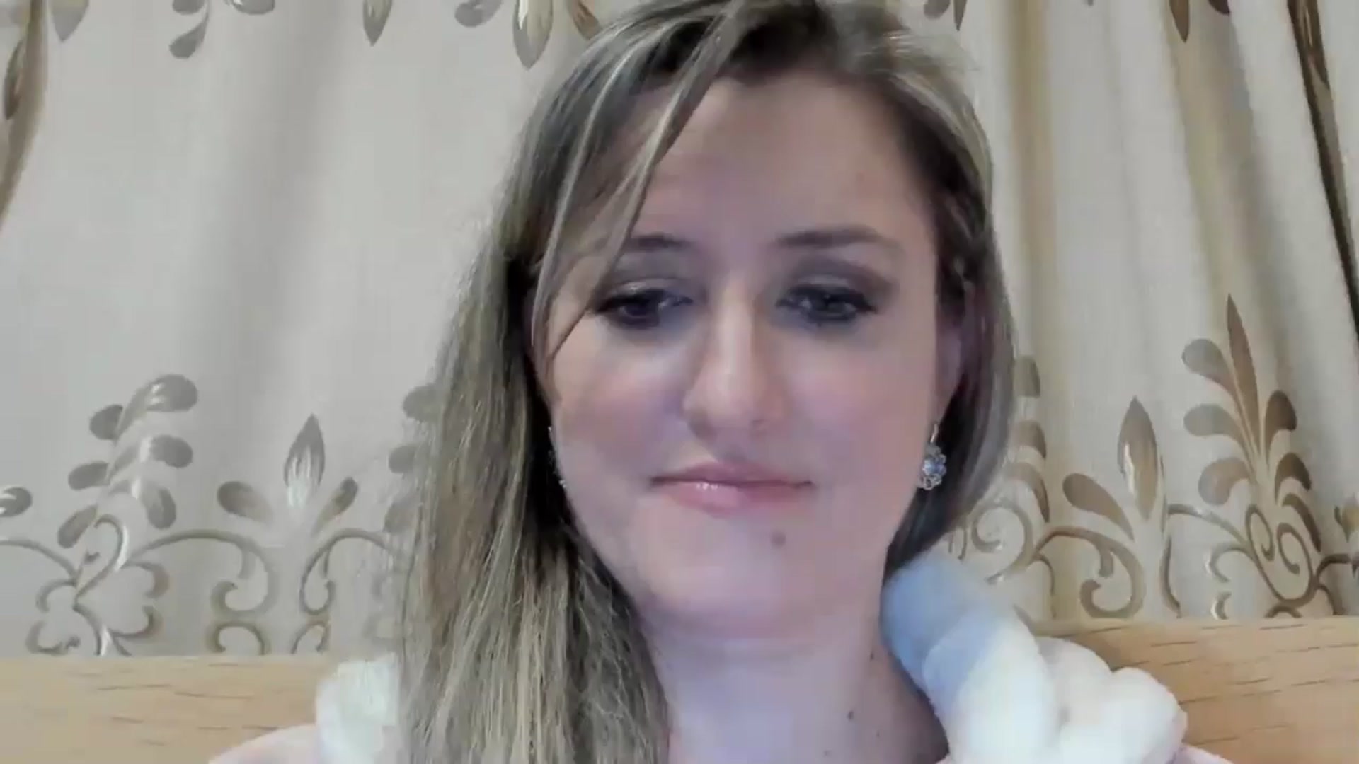 Gallery image thumbnail from BestDream's myfreecams stream on, 04/28/2024, 01:40 image 11 of 20