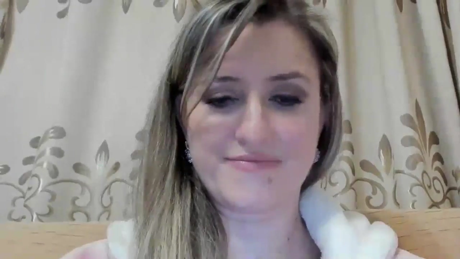 Gallery image thumbnail from BestDream's myfreecams stream on, 04/28/2024, 01:40 image 7 of 20