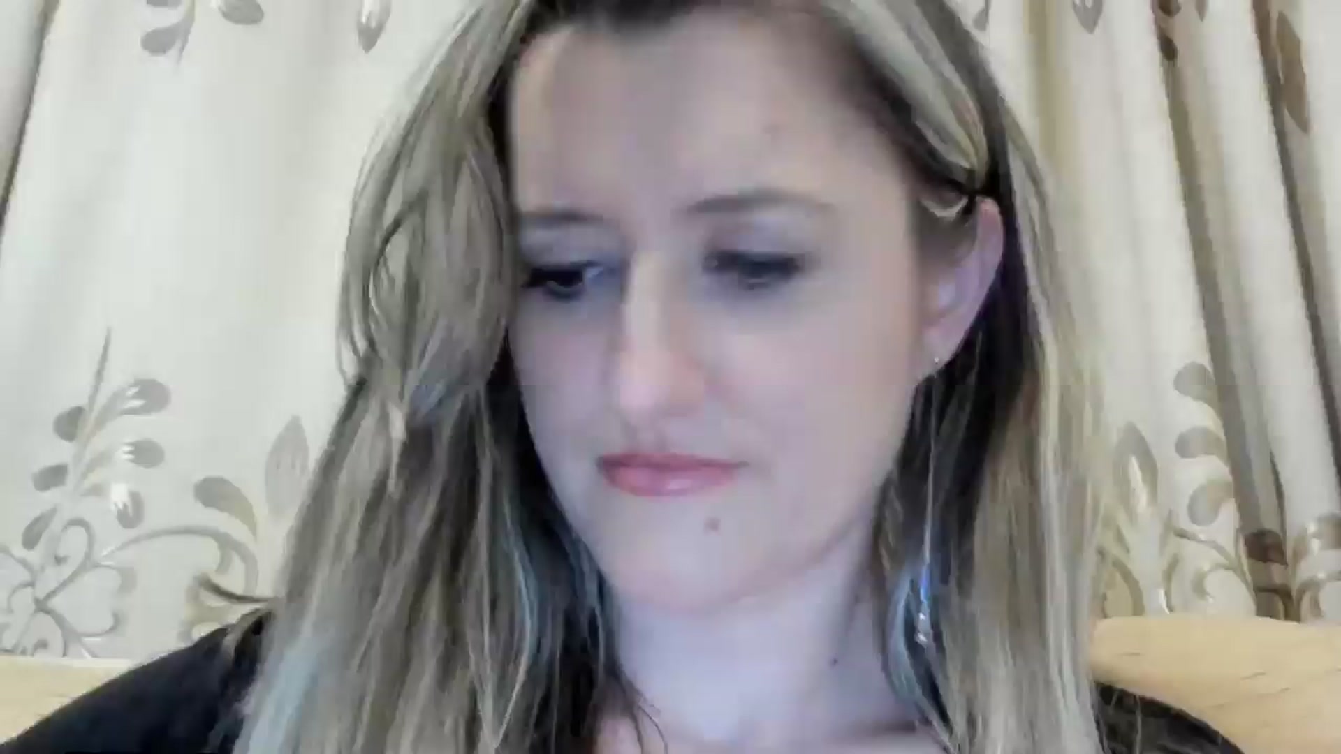Gallery image thumbnail from BestDream's myfreecams stream on, 04/28/2024, 23:59 image 1 of 20