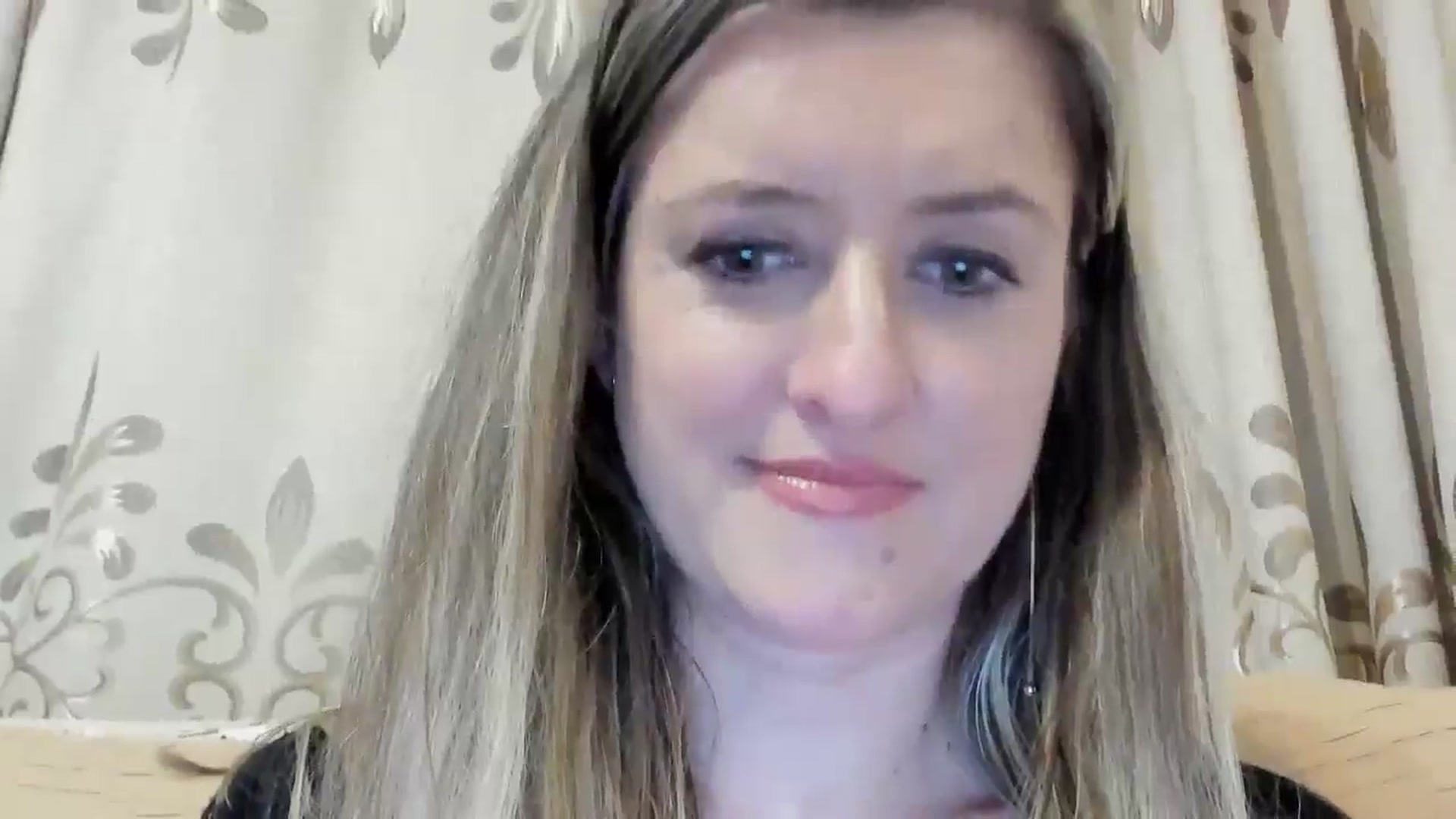 Gallery image thumbnail from BestDream's myfreecams stream on, 04/28/2024, 23:59 image 5 of 20