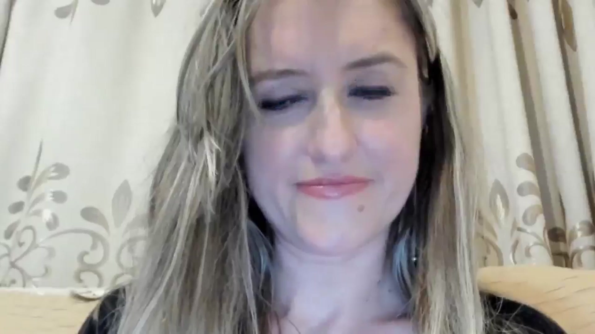 Gallery image thumbnail from BestDream's myfreecams stream on, 04/28/2024, 23:59 image 2 of 20