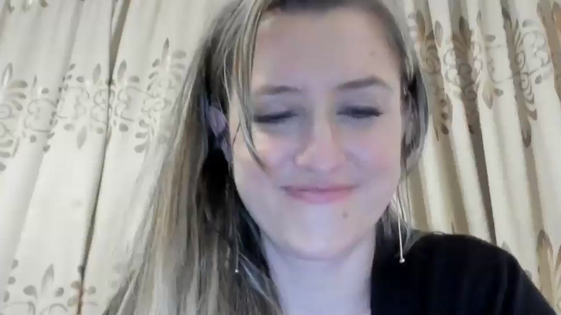 Gallery image thumbnail from BestDream's myfreecams stream on, 04/29/2024, 02:01 image 9 of 20