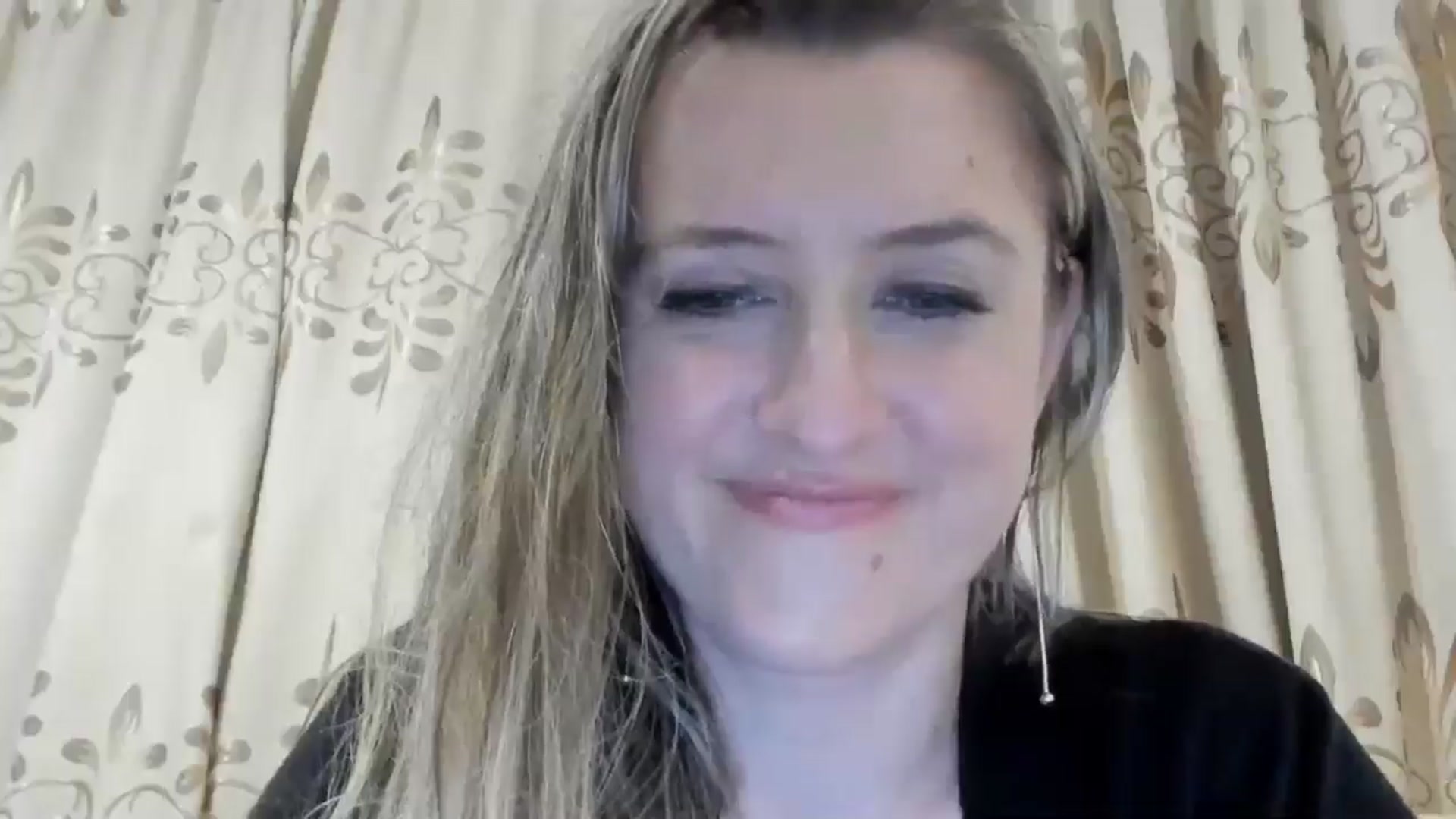 Gallery image thumbnail from BestDream's myfreecams stream on, 04/29/2024, 02:01 image 5 of 20