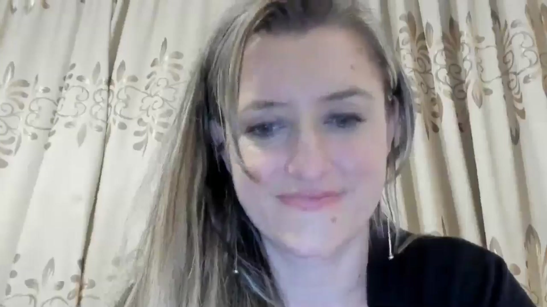 Gallery image thumbnail from BestDream's myfreecams stream on, 04/29/2024, 02:01 image 10 of 20