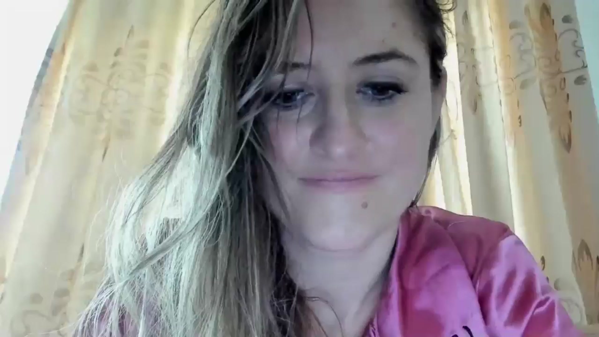 Gallery image thumbnail from BestDream's myfreecams stream on, 04/29/2024, 10:34 image 8 of 20