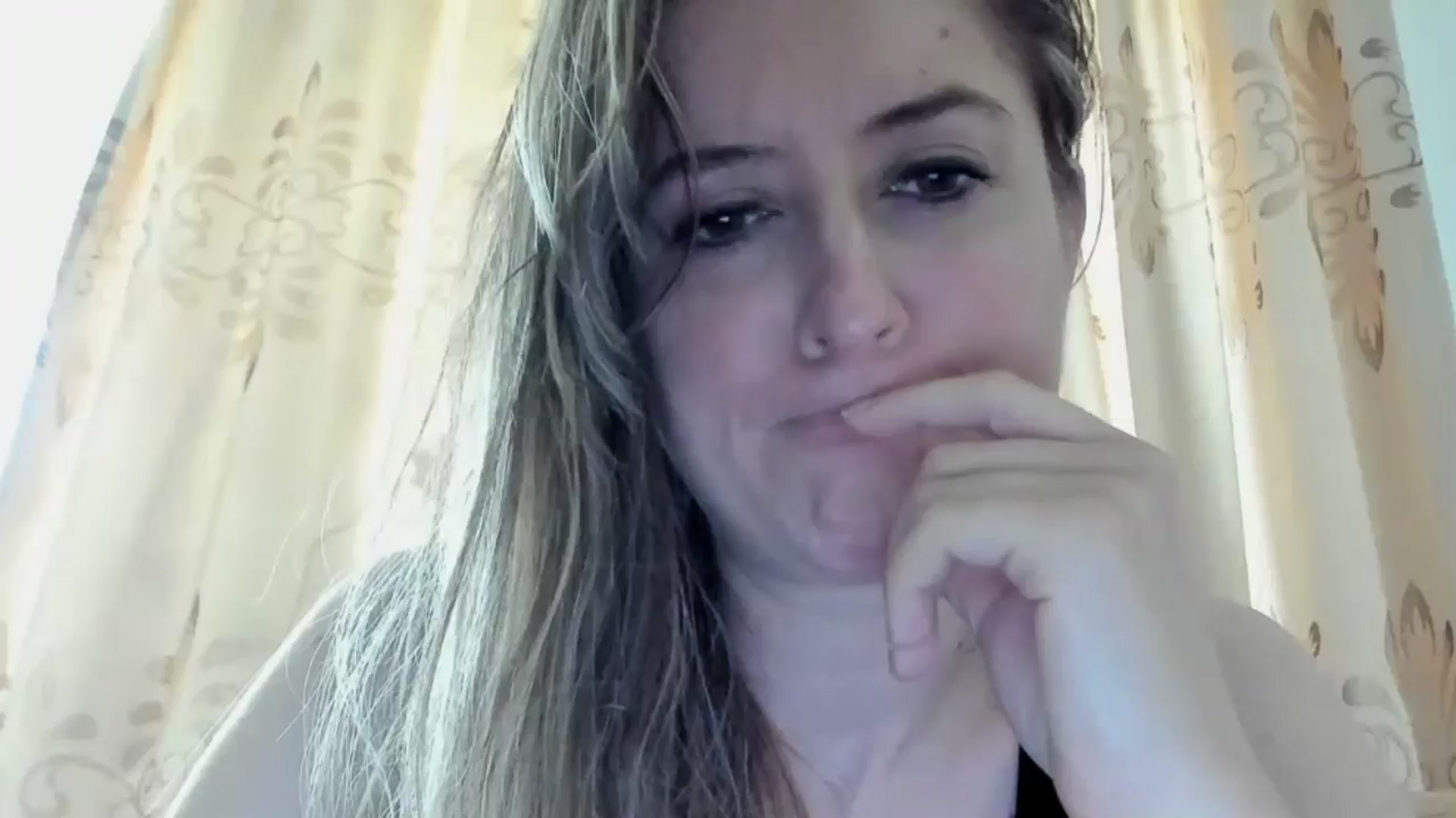 Gallery image thumbnail from BestDream's myfreecams stream on, 04/29/2024, 12:33 image 1 of 20