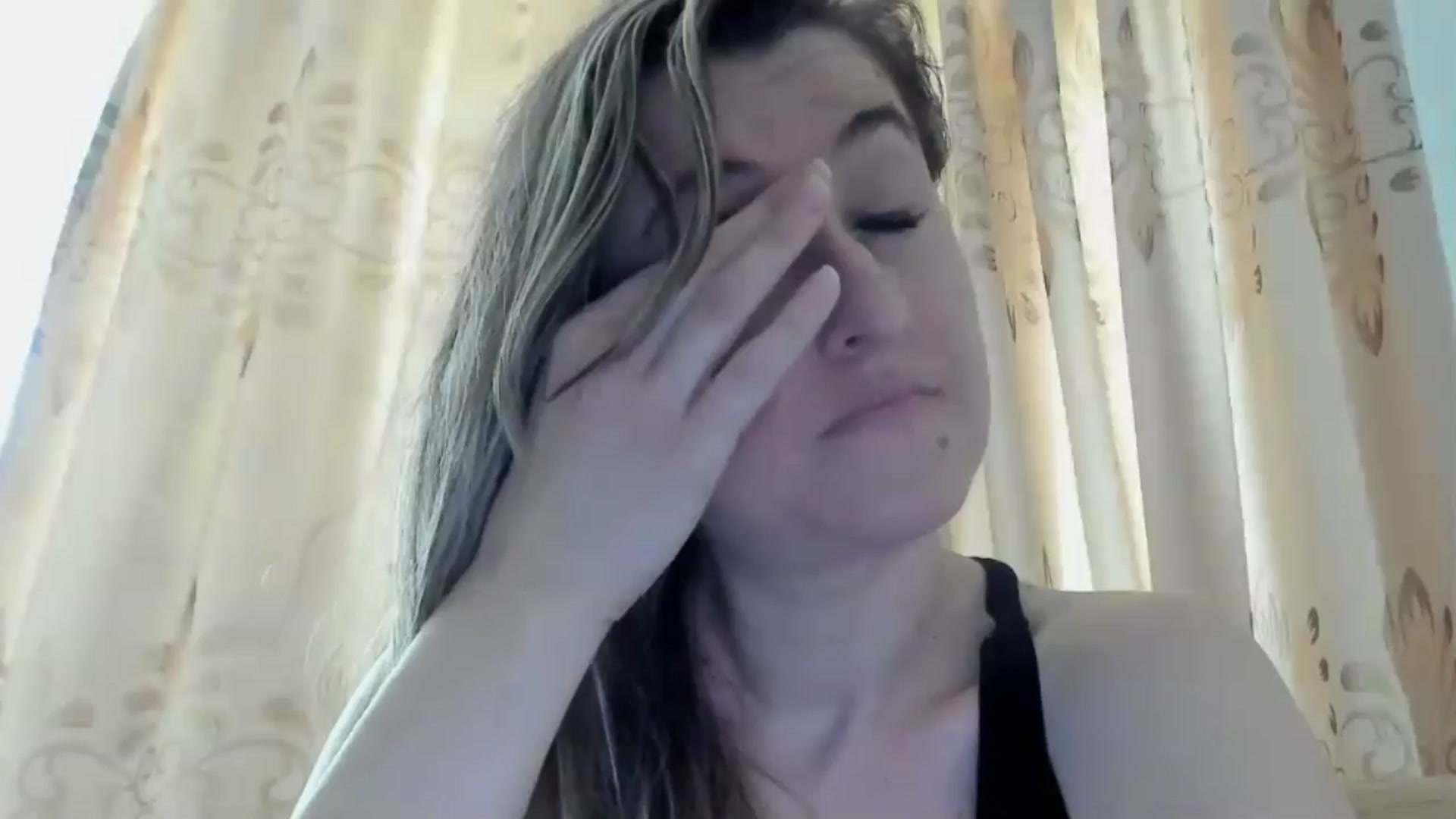 Gallery image thumbnail from BestDream's myfreecams stream on, 04/29/2024, 12:33 image 15 of 20