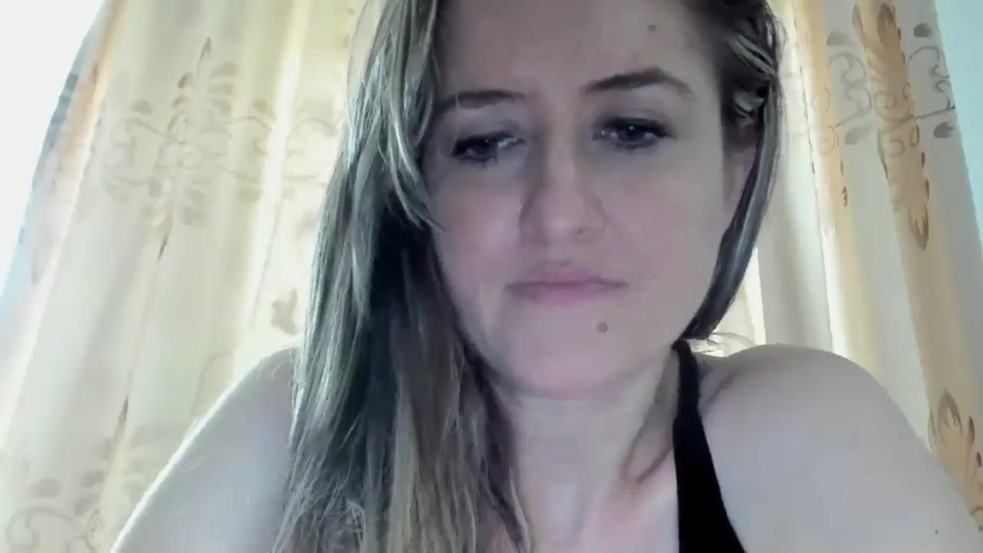 Gallery image thumbnail from BestDream's myfreecams stream on, 04/29/2024, 12:56 image 7 of 20