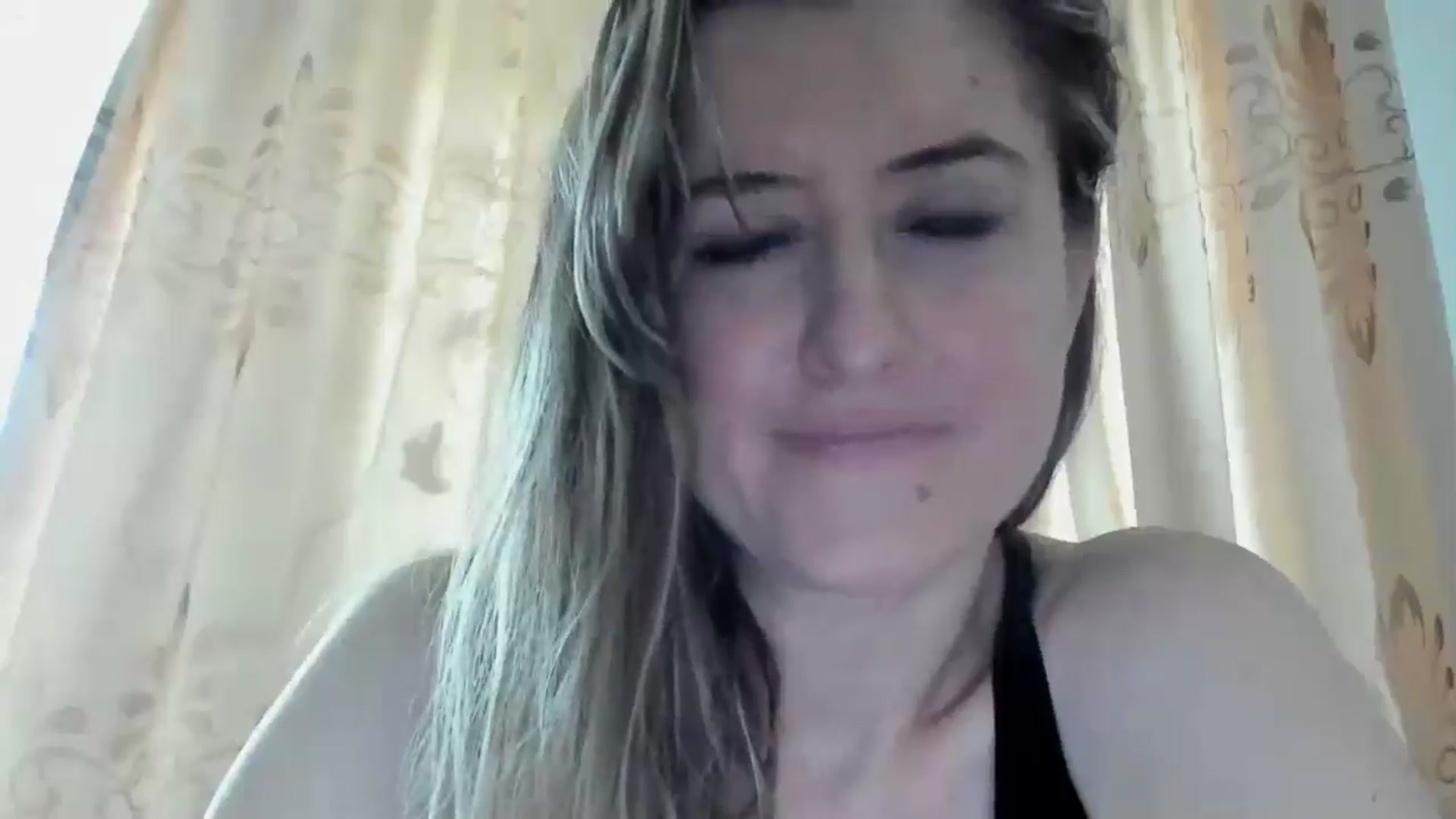 Gallery image thumbnail from BestDream's myfreecams stream on, 04/29/2024, 12:56 image 2 of 20