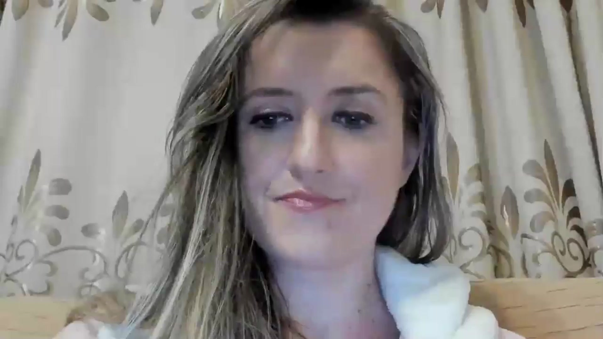 Gallery image thumbnail from BestDream's myfreecams stream on, 04/29/2024, 22:37 image 9 of 20