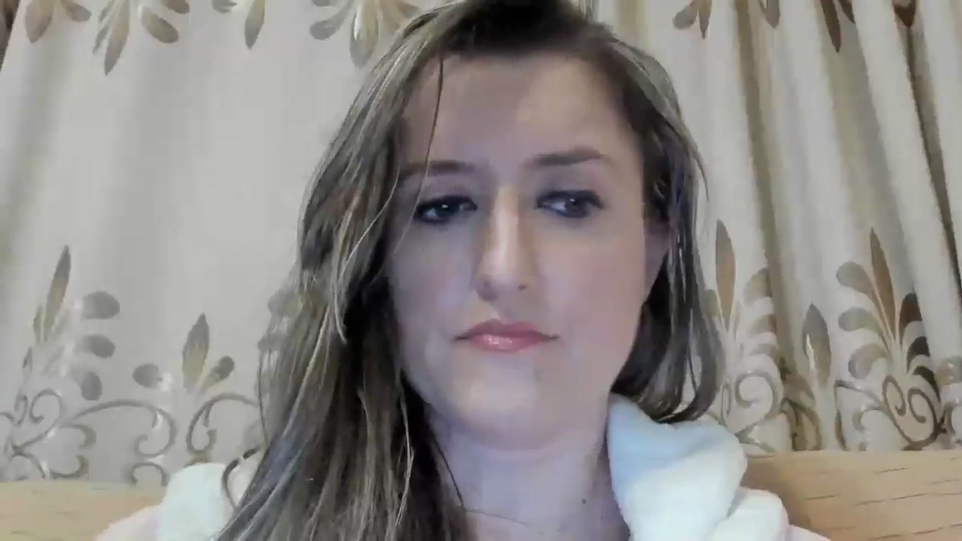 Gallery image thumbnail from BestDream's myfreecams stream on, 04/29/2024, 22:37 image 6 of 20