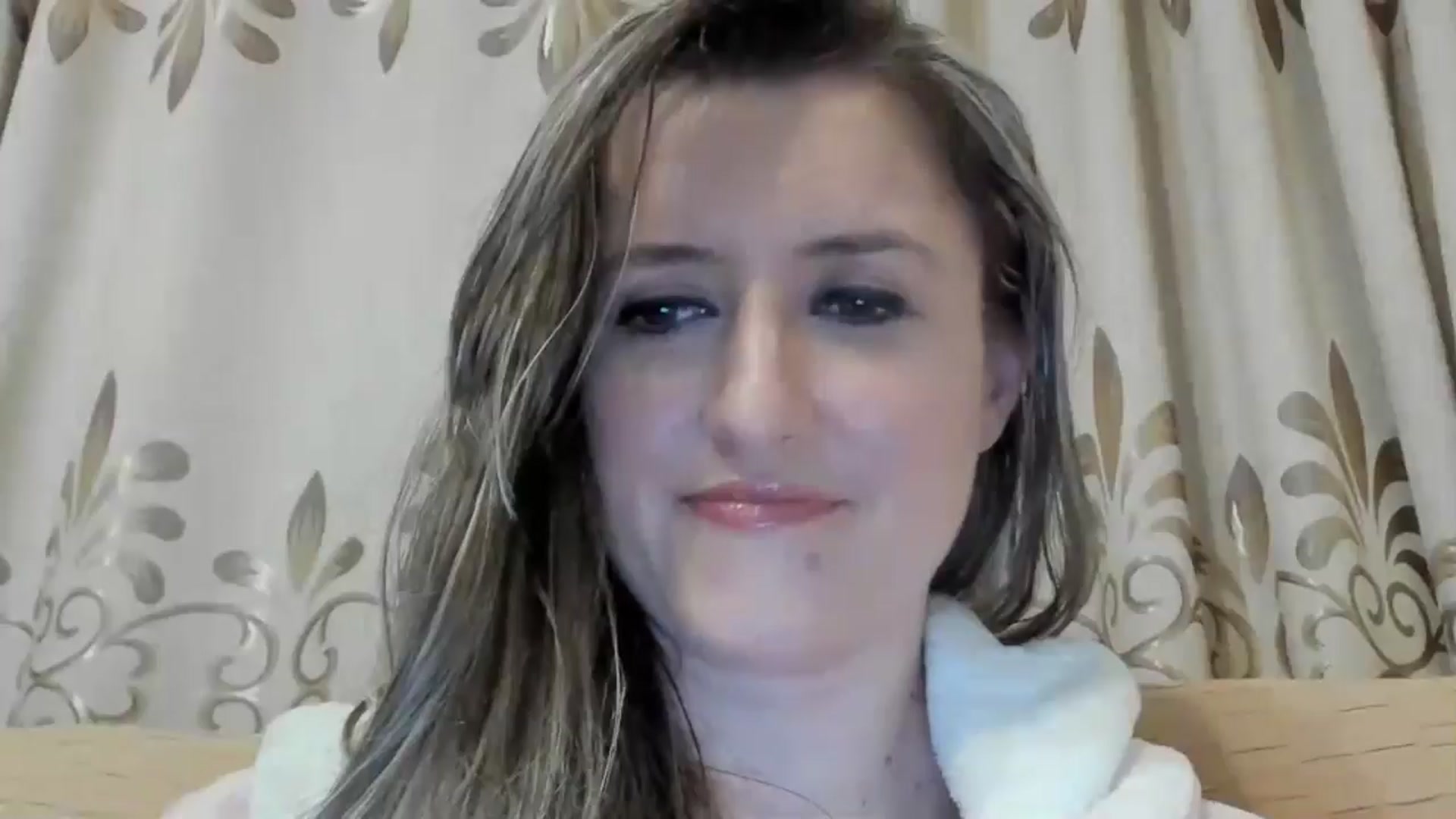 Gallery image thumbnail from BestDream's myfreecams stream on, 04/29/2024, 22:37 image 1 of 20