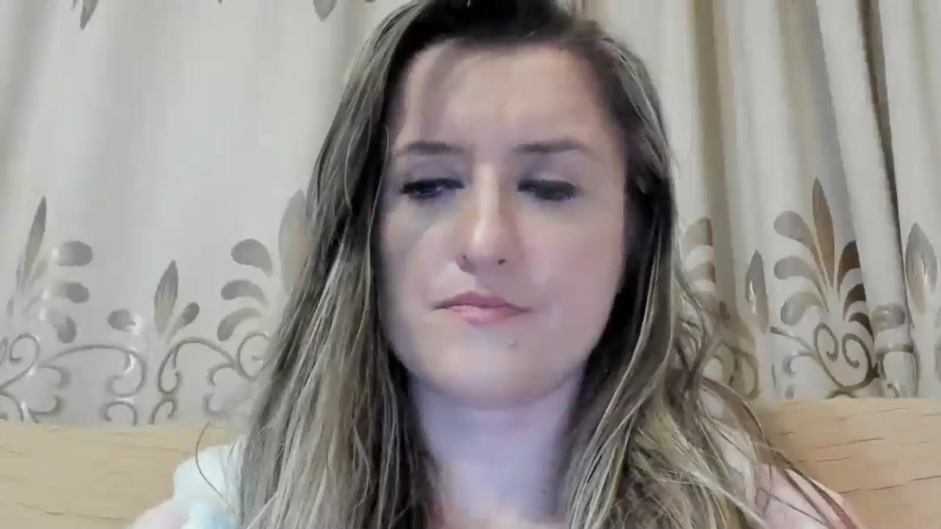 Gallery image thumbnail from BestDream's myfreecams stream on, 04/30/2024, 24:33 image 9 of 20