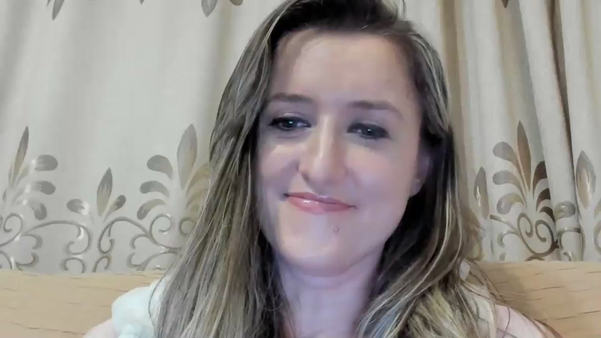 Gallery image thumbnail from BestDream's myfreecams stream on, 04/30/2024, 24:33 image 14 of 20