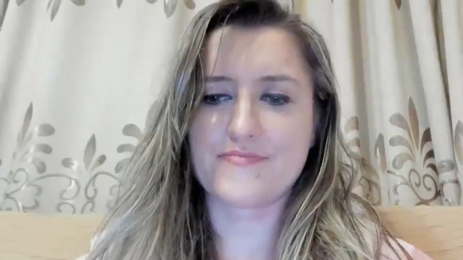 Gallery image thumbnail from BestDream's myfreecams stream on, 04/30/2024, 24:33 image 4 of 20