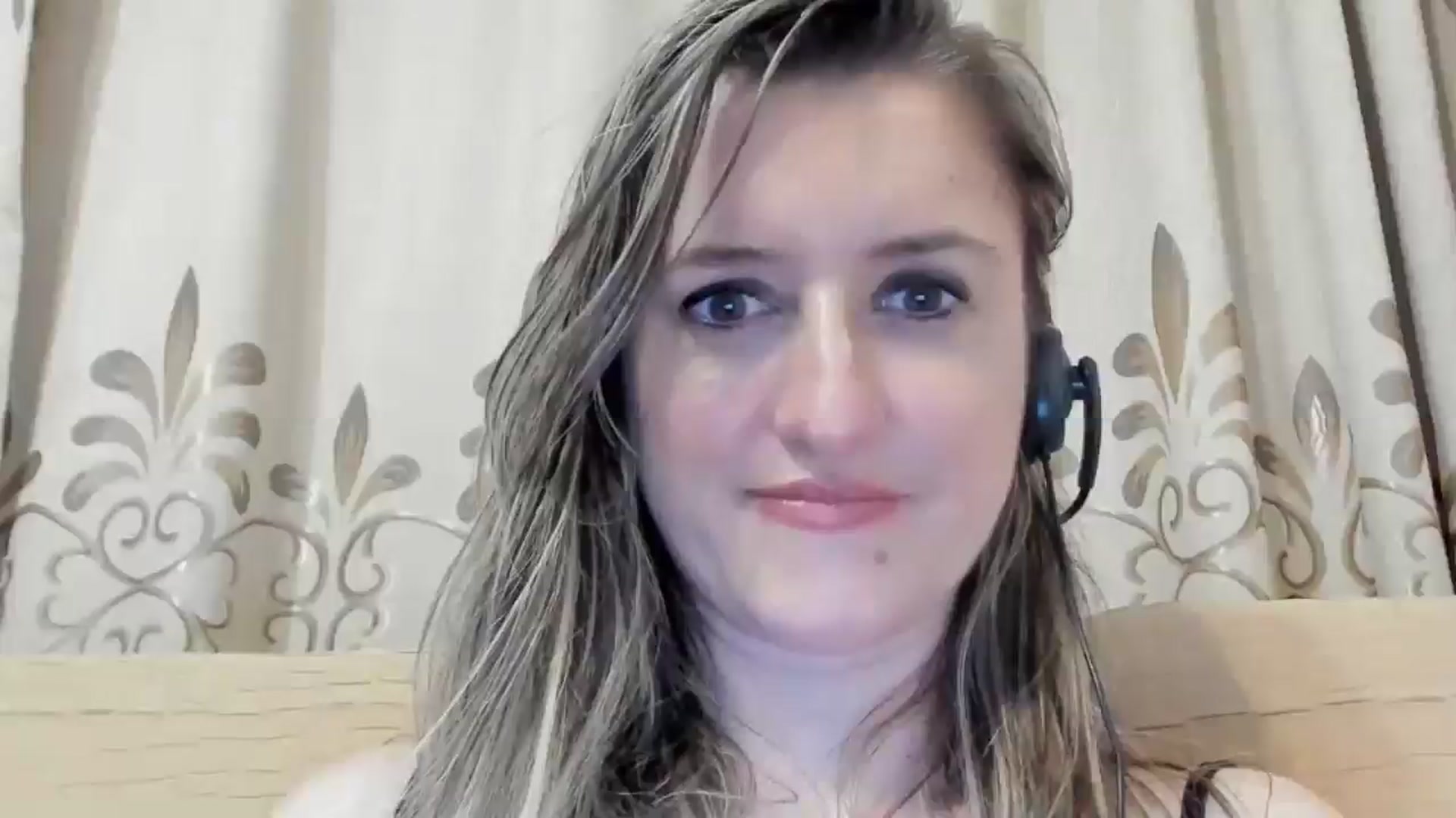 Gallery image thumbnail from BestDream's myfreecams stream on, 05/02/2024, 01:09 image 16 of 20