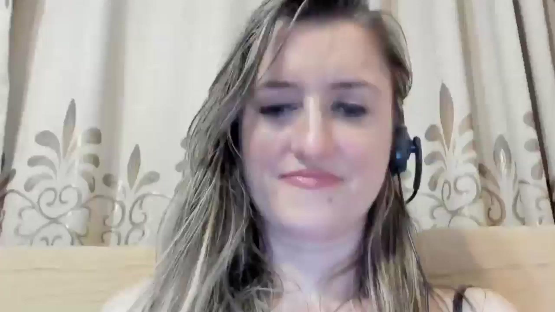 Gallery image thumbnail from BestDream's myfreecams stream on, 05/02/2024, 01:09 image 15 of 20