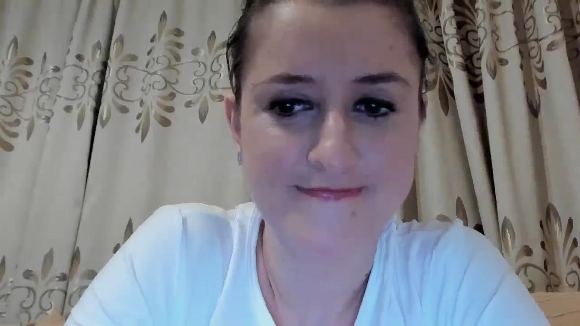 Gallery image thumbnail from BestDream's myfreecams stream on, 05/02/2024, 23:54 image 11 of 20