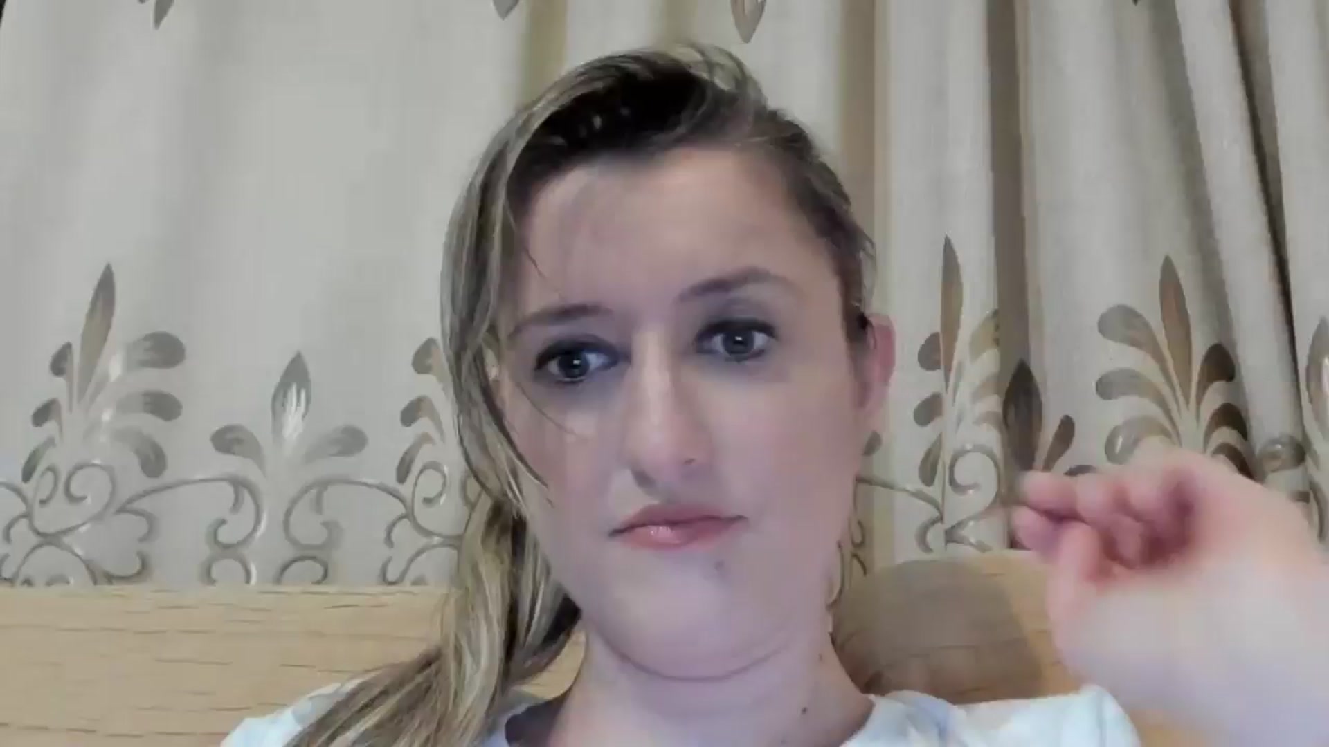 Gallery image thumbnail from BestDream's myfreecams stream on, 05/03/2024, 24:35 image 10 of 20
