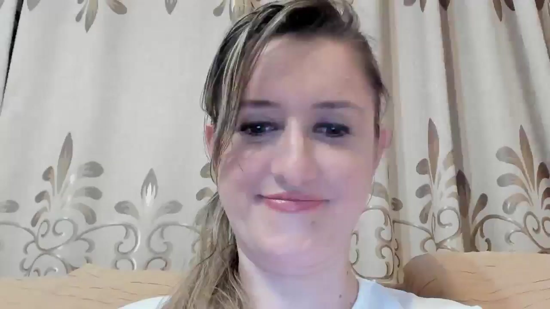 Gallery image thumbnail from BestDream's myfreecams stream on, 05/03/2024, 24:49 image 10 of 20