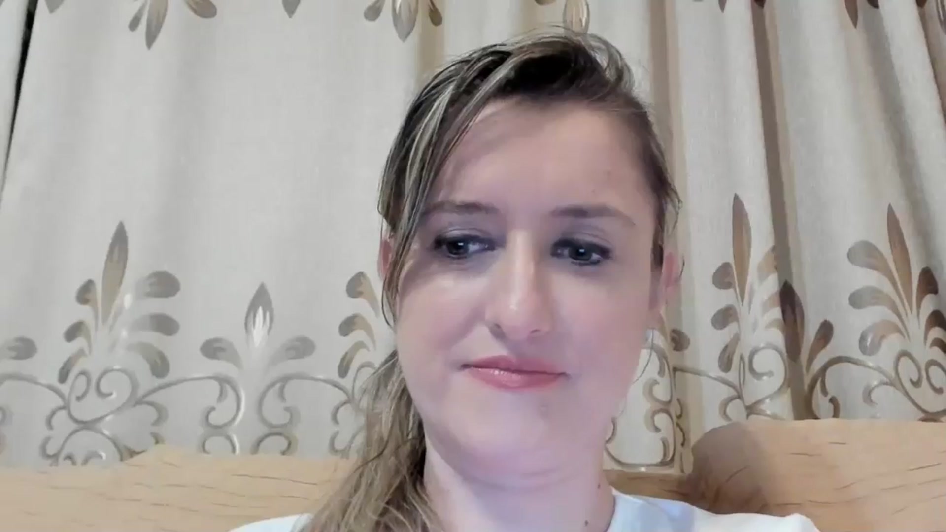 Gallery image thumbnail from BestDream's myfreecams stream on, 05/03/2024, 24:49 image 14 of 20