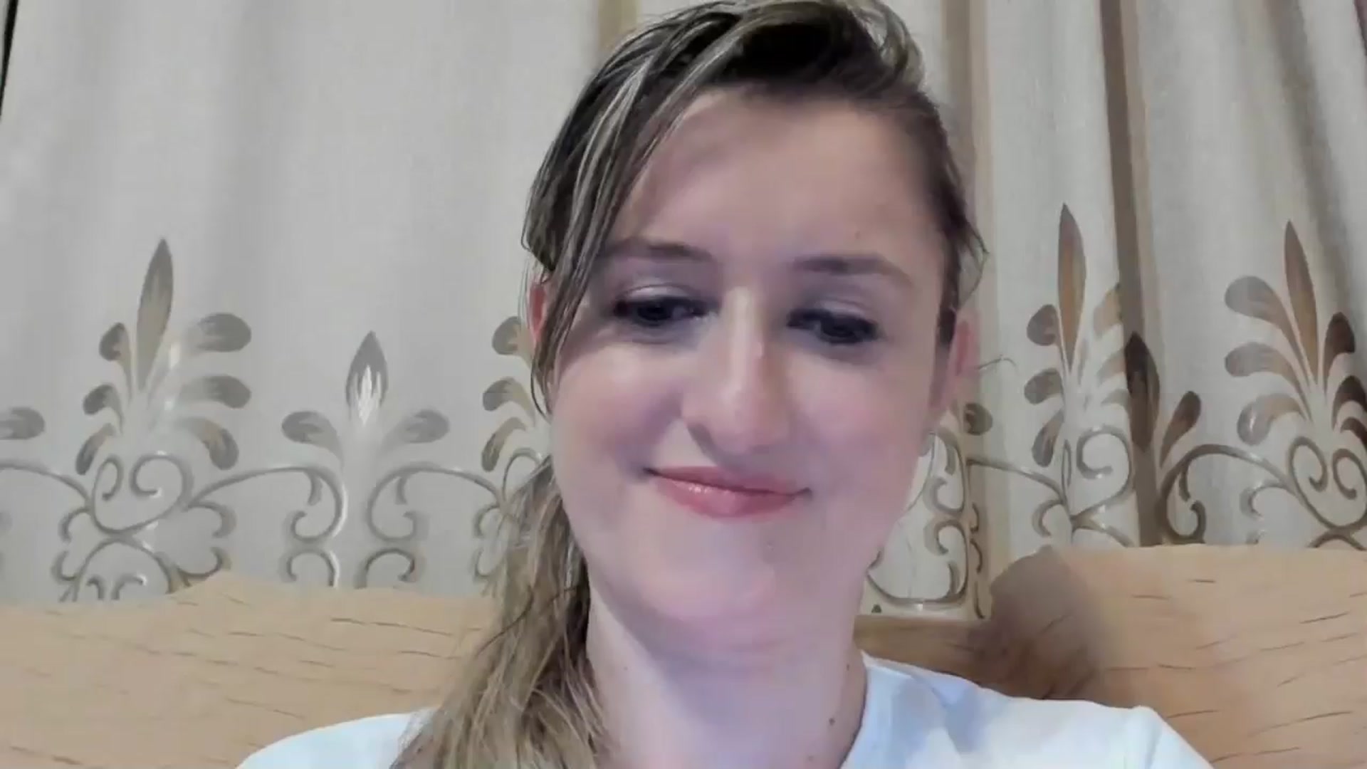 Gallery image thumbnail from BestDream's myfreecams stream on, 05/03/2024, 24:49 image 20 of 20