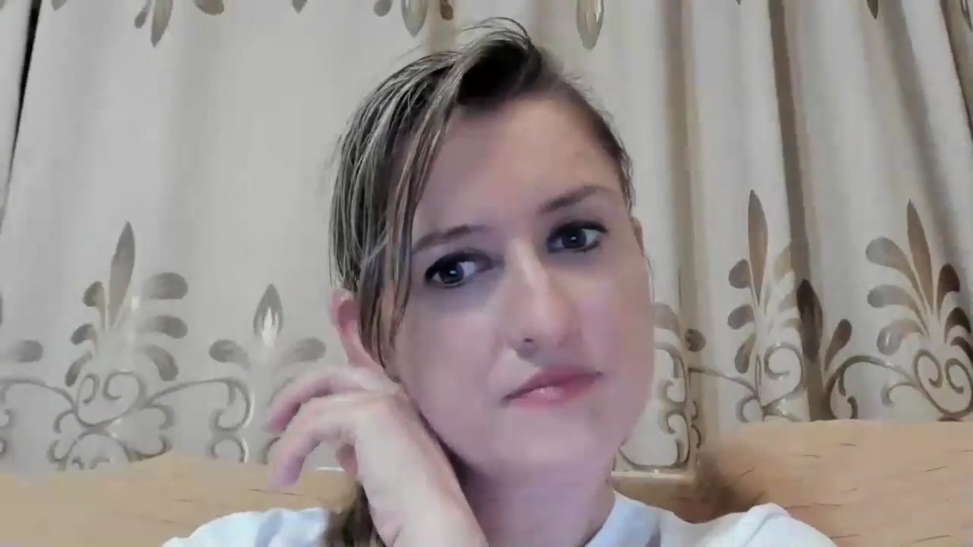 Gallery image thumbnail from BestDream's myfreecams stream on, 05/03/2024, 01:15 image 20 of 20