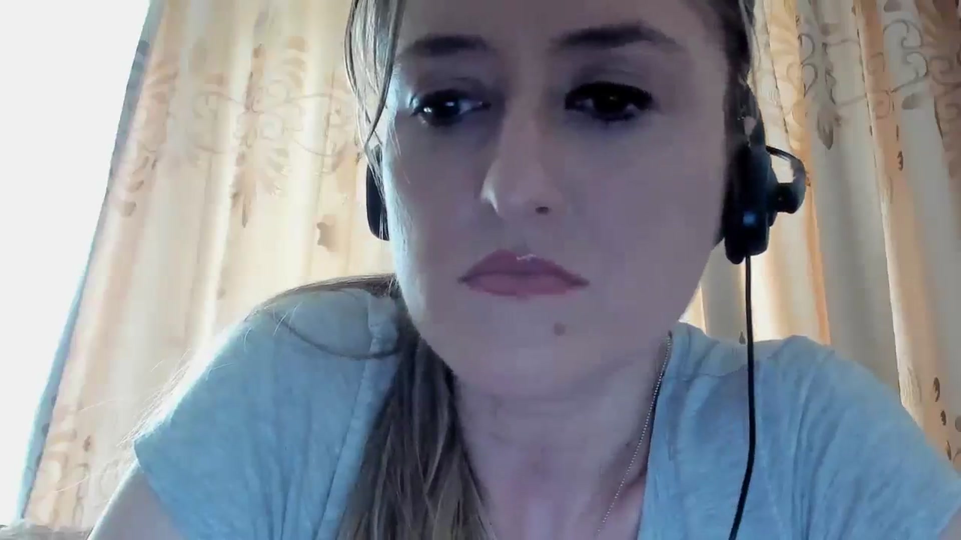 Gallery image thumbnail from BestDream's myfreecams stream on, 05/03/2024, 14:25 image 3 of 20