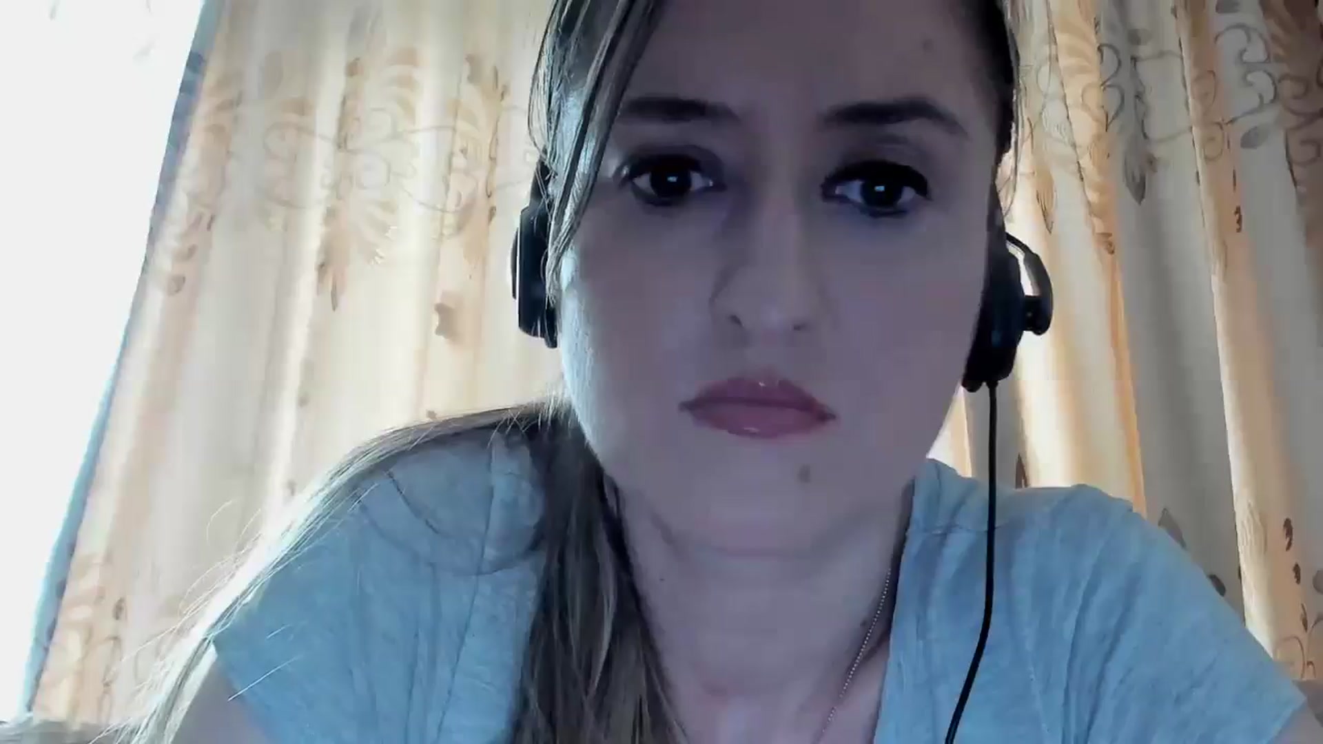 Gallery image thumbnail from BestDream's myfreecams stream on, 05/03/2024, 14:25 image 13 of 20