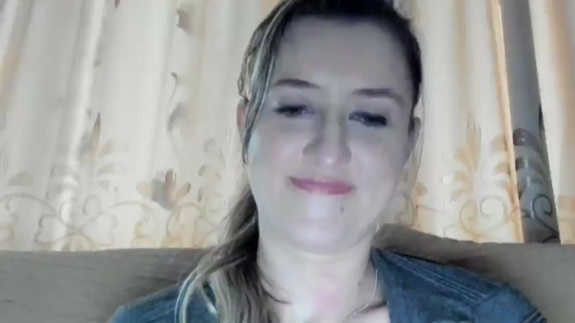 Gallery image thumbnail from BestDream's myfreecams stream on, 05/03/2024, 17:13 image 13 of 20