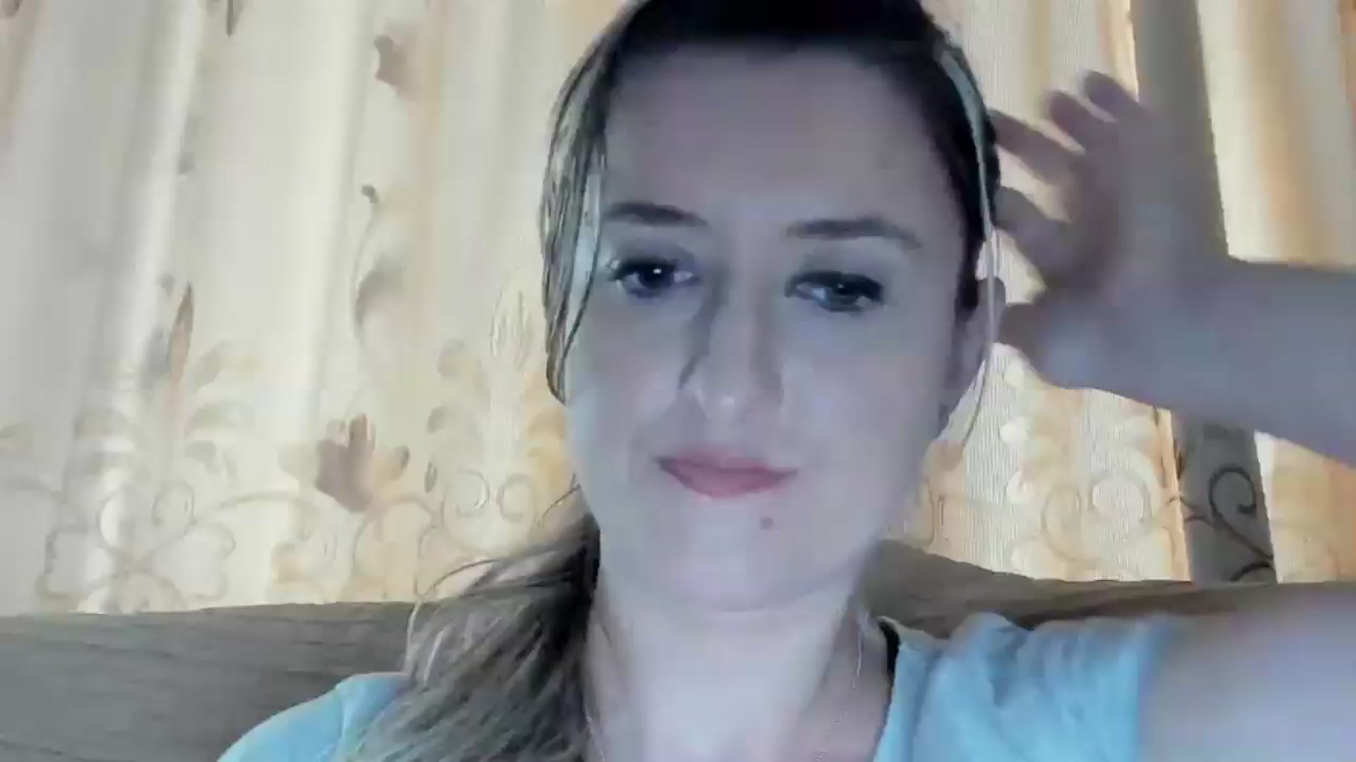Gallery image thumbnail from BestDream's myfreecams stream on, 05/03/2024, 17:13 image 3 of 20