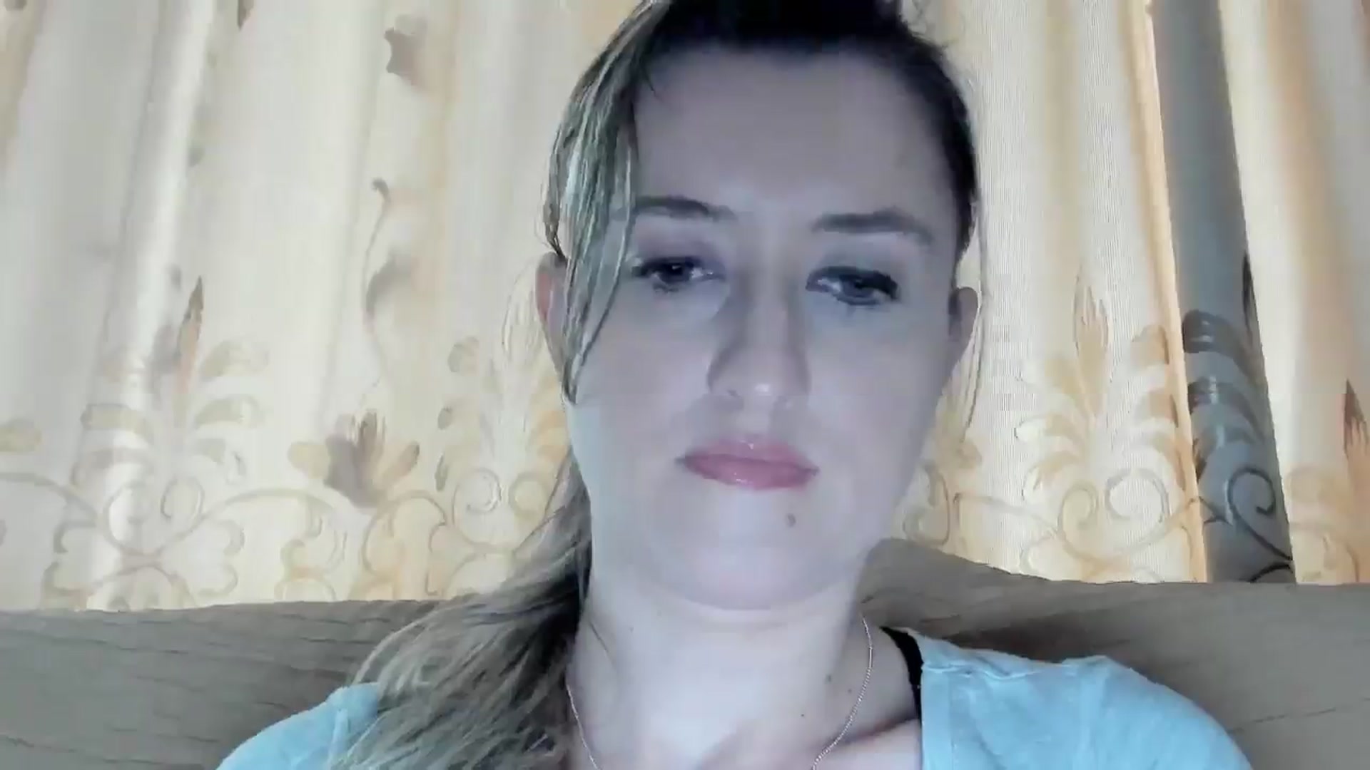 Gallery image thumbnail from BestDream's myfreecams stream on, 05/03/2024, 17:13 image 4 of 20