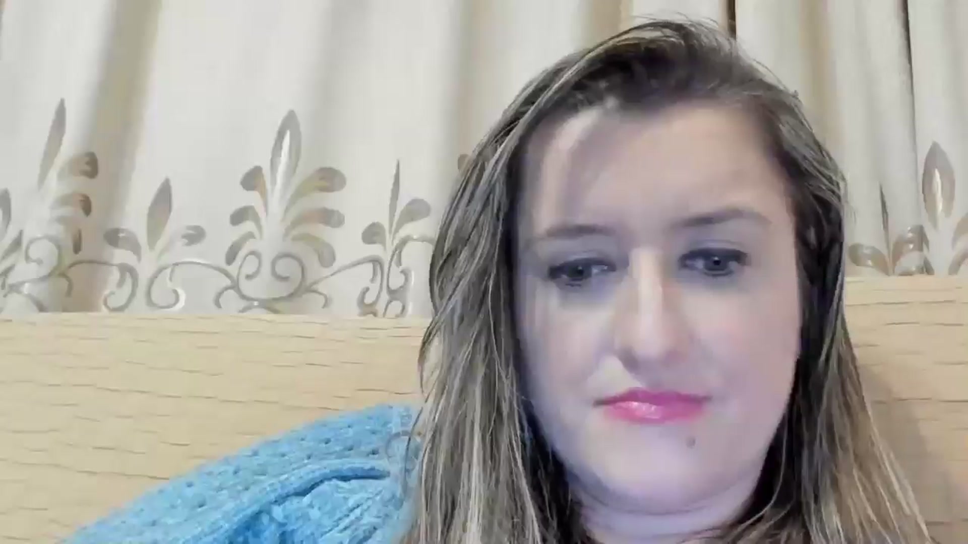 Gallery image thumbnail from BestDream's myfreecams stream on, 05/03/2024, 23:29 image 6 of 20