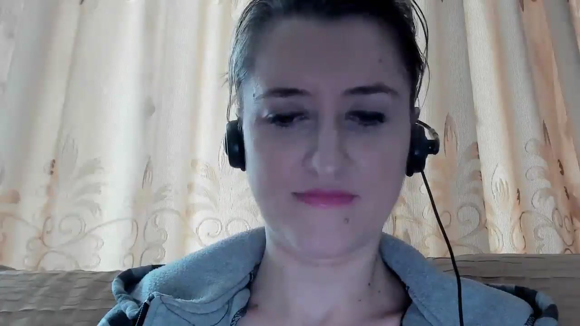 Gallery image thumbnail from BestDream's myfreecams stream on, 05/04/2024, 11:56 image 10 of 20