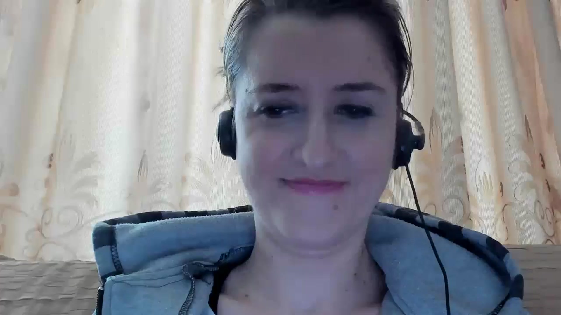 Gallery image thumbnail from BestDream's myfreecams stream on, 05/04/2024, 11:56 image 14 of 20