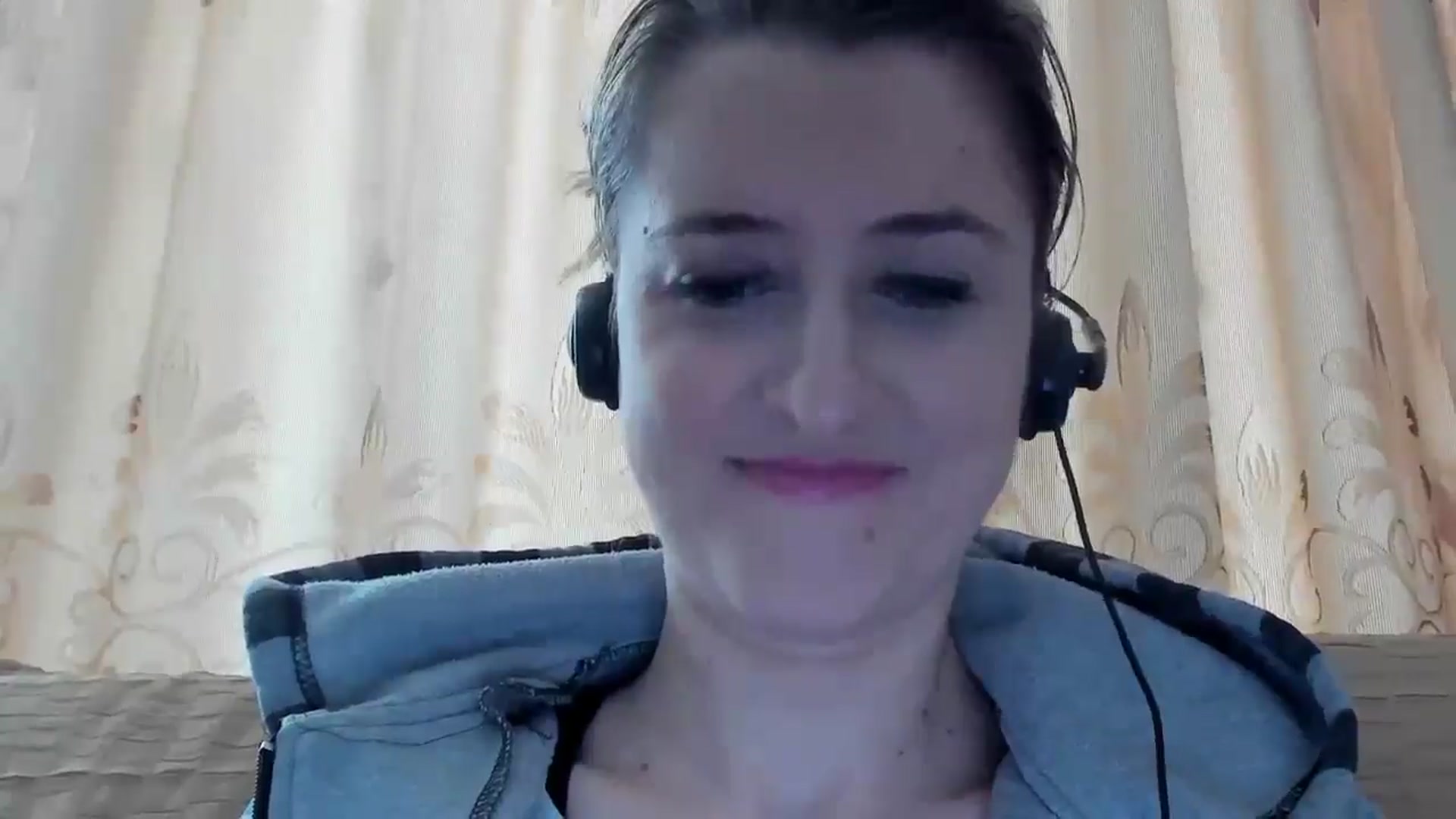 Gallery image thumbnail from BestDream's myfreecams stream on, 05/04/2024, 11:56 image 18 of 20