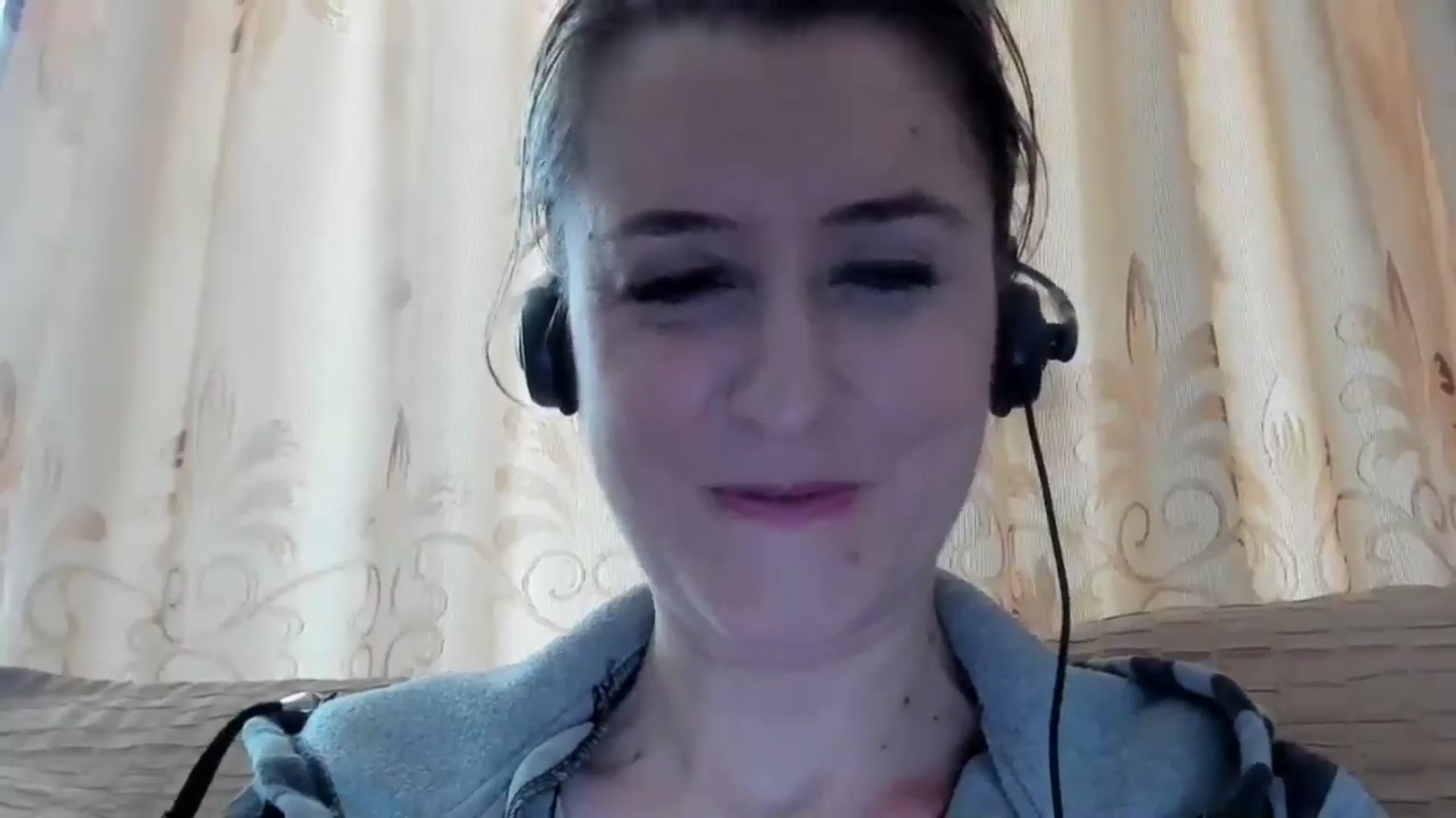 Gallery image thumbnail from BestDream's myfreecams stream on, 05/04/2024, 12:52 image 4 of 20