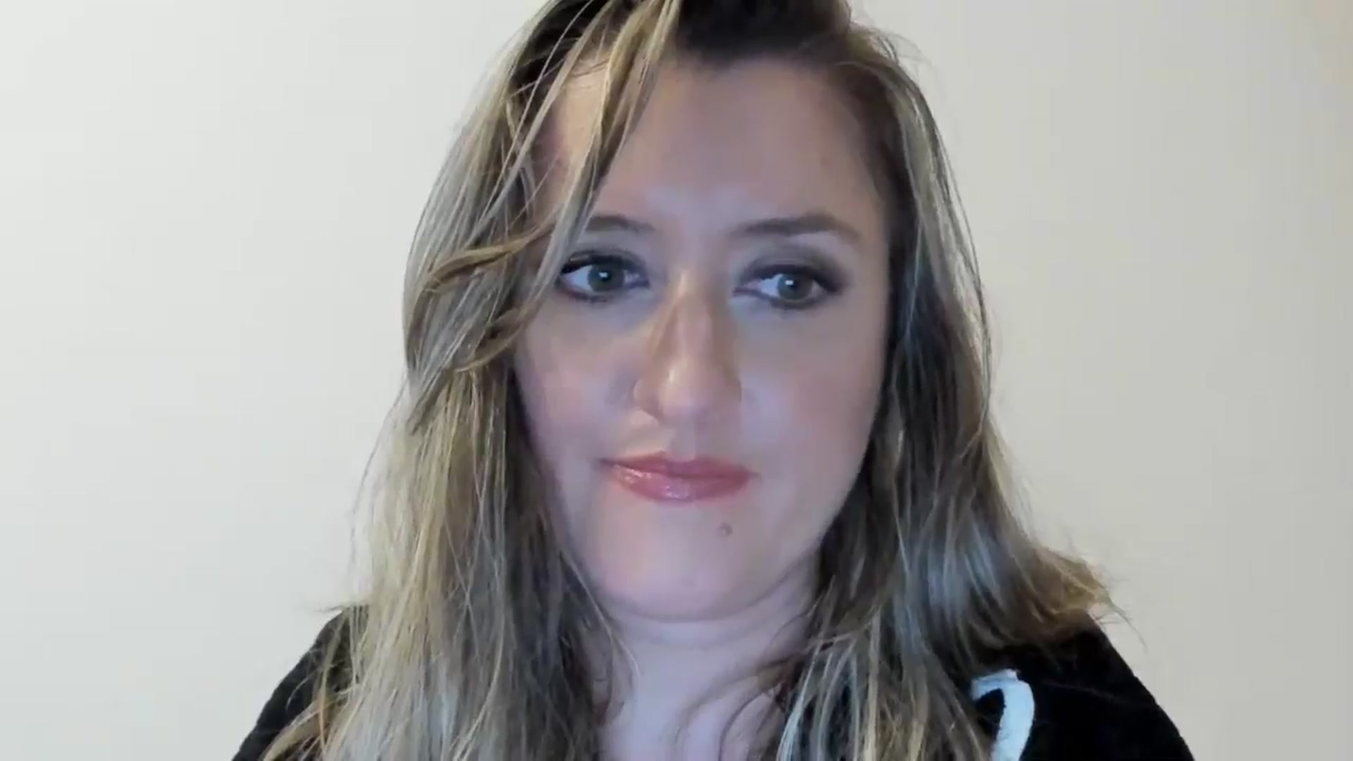 Gallery image thumbnail from BestDream's myfreecams stream on, 05/06/2024, 22:57 image 18 of 20