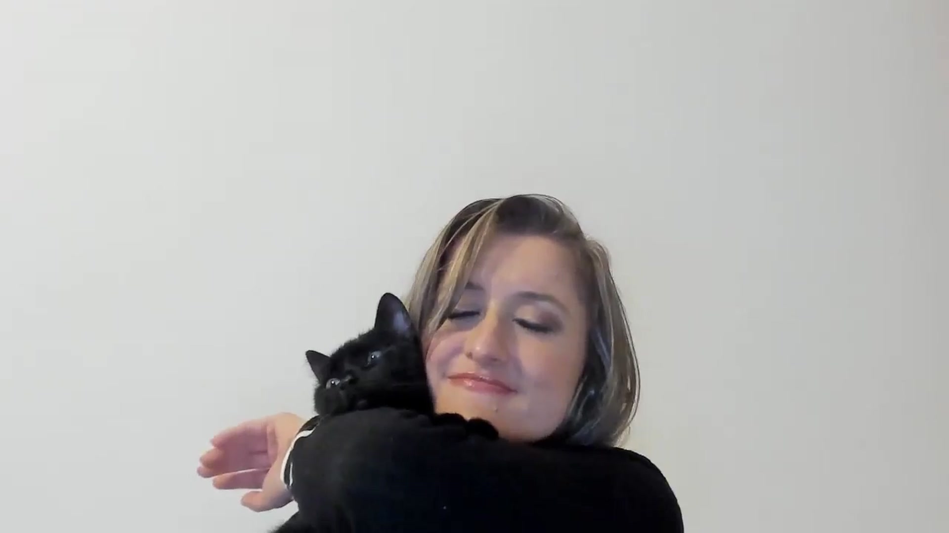 Gallery image thumbnail from BestDream's myfreecams stream on, 05/07/2024, 01:15 image 3 of 20