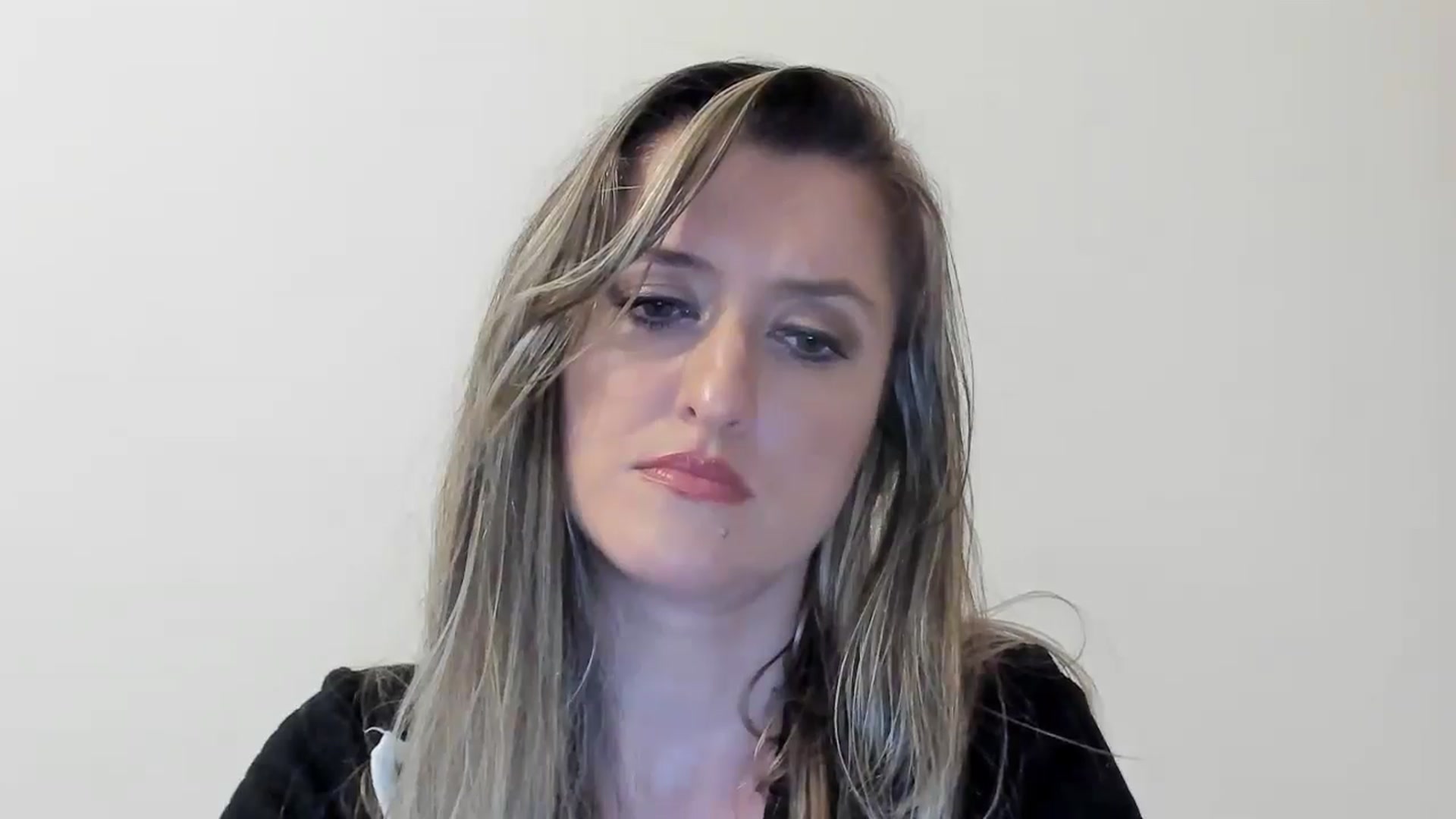 Gallery image thumbnail from BestDream's myfreecams stream on, 05/07/2024, 01:37 image 15 of 20