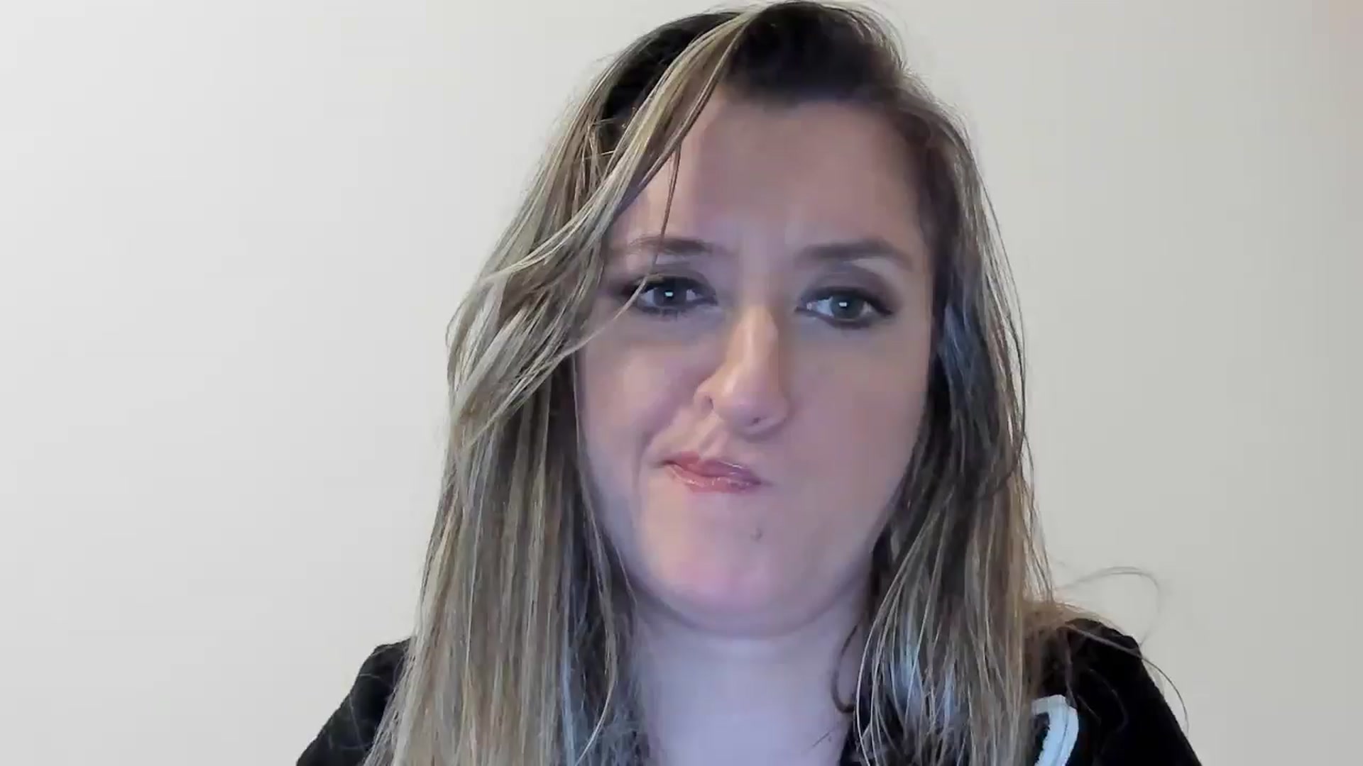 Gallery image thumbnail from BestDream's myfreecams stream on, 05/07/2024, 01:37 image 4 of 20