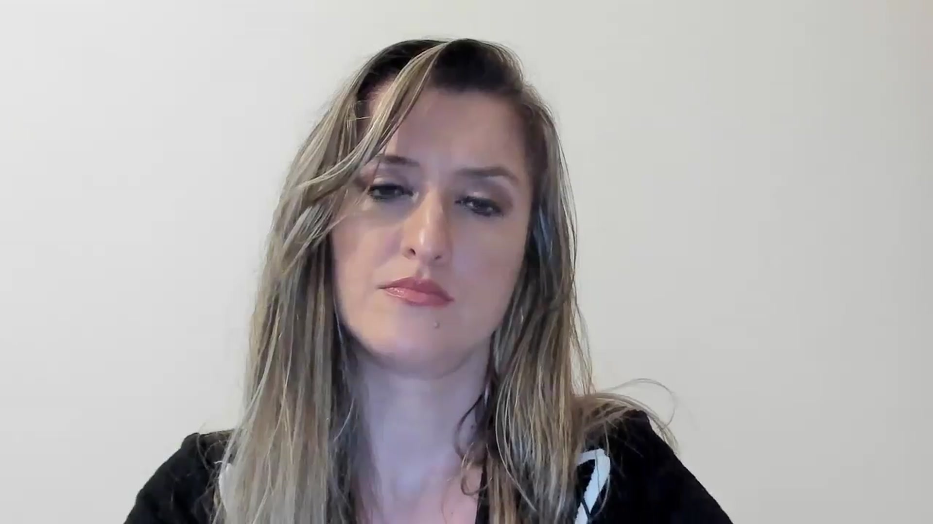 Gallery image thumbnail from BestDream's myfreecams stream on, 05/07/2024, 01:37 image 16 of 20